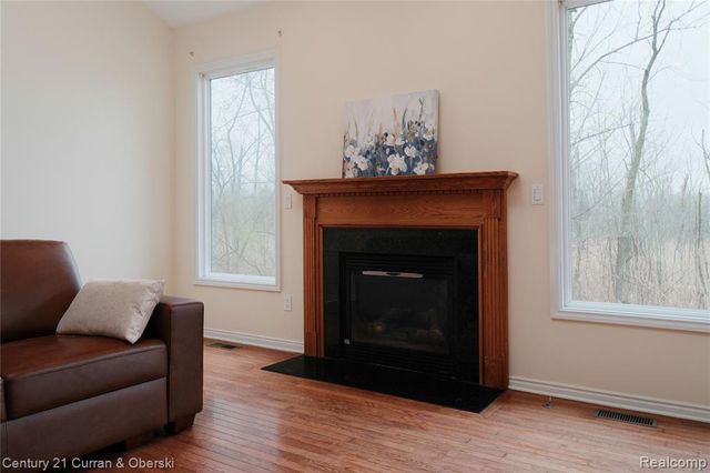 24838 Valleywood Drive, South Lyon, MI 48178