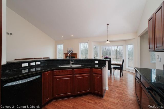 24838 Valleywood Drive, South Lyon, MI 48178
