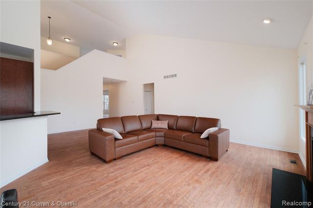 24838 Valleywood Drive, South Lyon, MI 48178