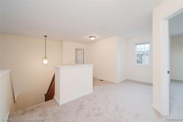 24838 Valleywood Drive, South Lyon, MI 48178