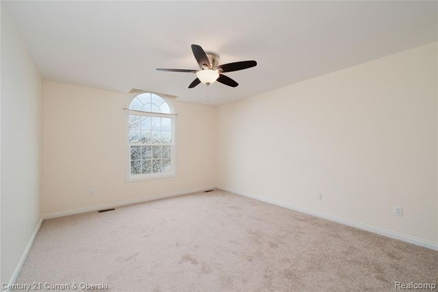 24838 Valleywood Drive, South Lyon, MI 48178