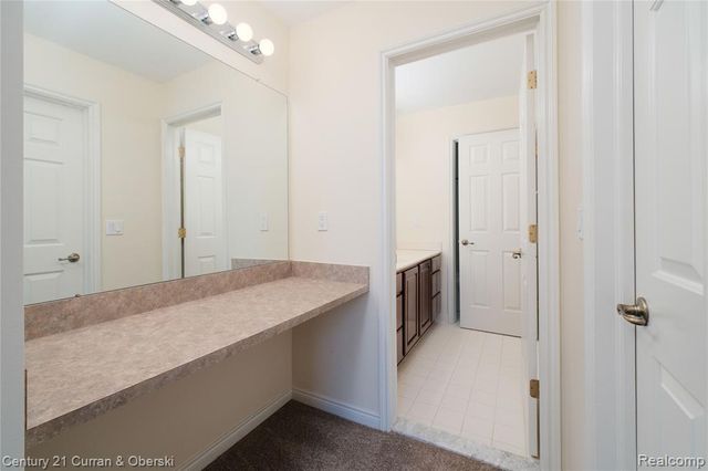 24838 Valleywood Drive, South Lyon, MI 48178