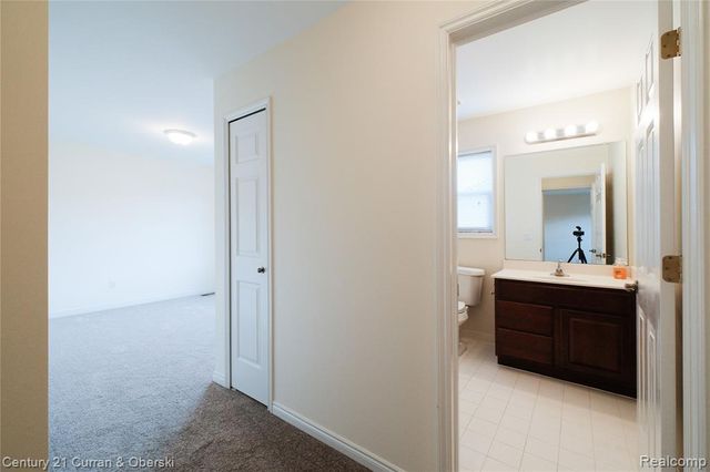 24838 Valleywood Drive, South Lyon, MI 48178