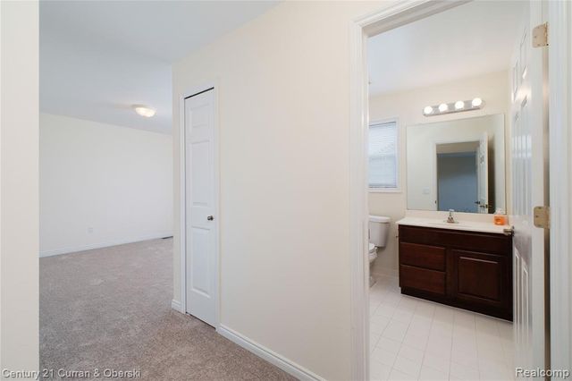 24838 Valleywood Drive, South Lyon, MI 48178