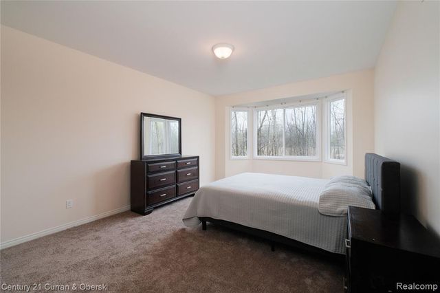 24838 Valleywood Drive, South Lyon, MI 48178