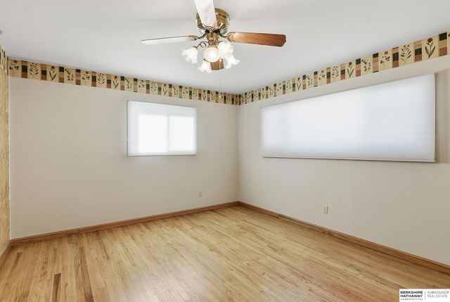 317 N Osage Street, Papillion, NE 68046