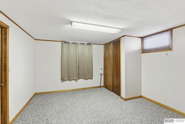 317 N Osage Street, Papillion, NE 68046