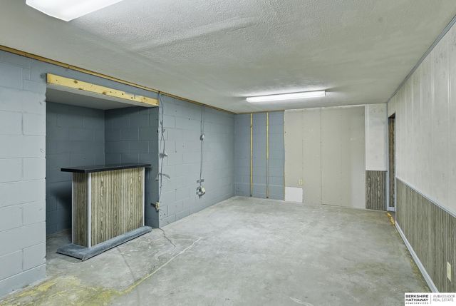 317 N Osage Street, Papillion, NE 68046