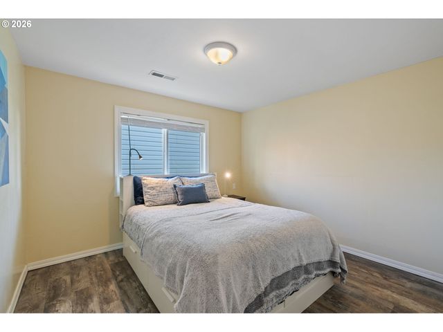 259 S PACIFIC St 16, Rockaway Beach, OR 97136