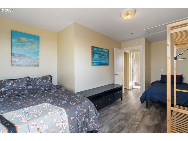 259 S PACIFIC St 16, Rockaway Beach, OR 97136