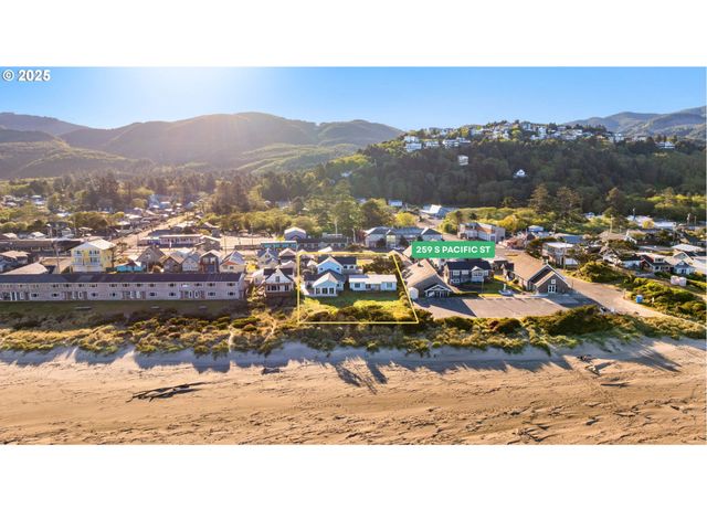 259 S PACIFIC St 16, Rockaway Beach, OR 97136