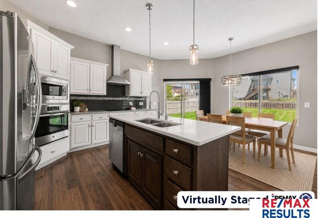 8117 S 194 Street, Gretna, NE 68028