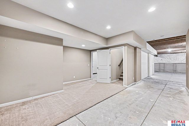 8117 S 194 Street, Gretna, NE 68028