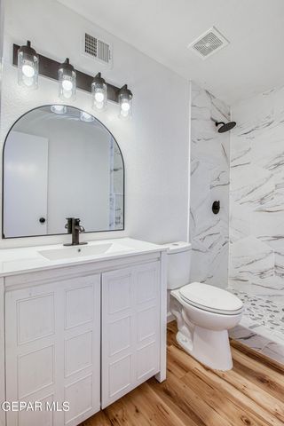 5837 West Valley Circle, El Paso, TX 79932