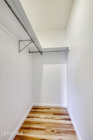 5837 West Valley Circle, El Paso, TX 79932