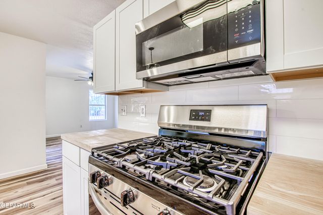 5837 West Valley Circle, El Paso, TX 79932