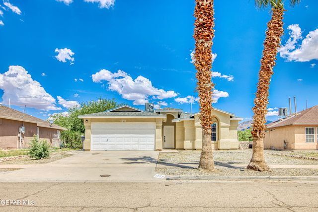 5837 West Valley Circle, El Paso, TX 79932