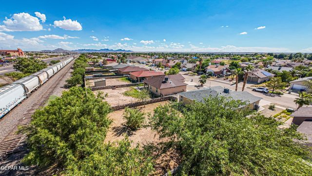 5837 West Valley Circle, El Paso, TX 79932