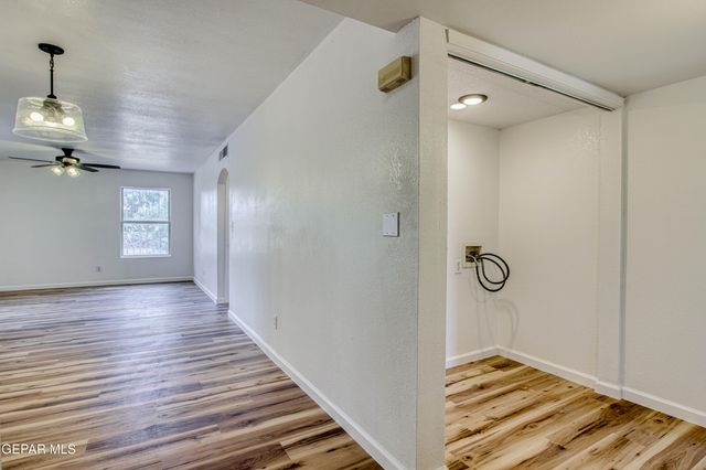 5837 West Valley Circle, El Paso, TX 79932