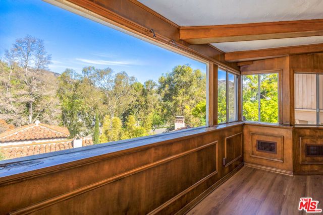 6727 Milner Road, Los Angeles, CA 90068