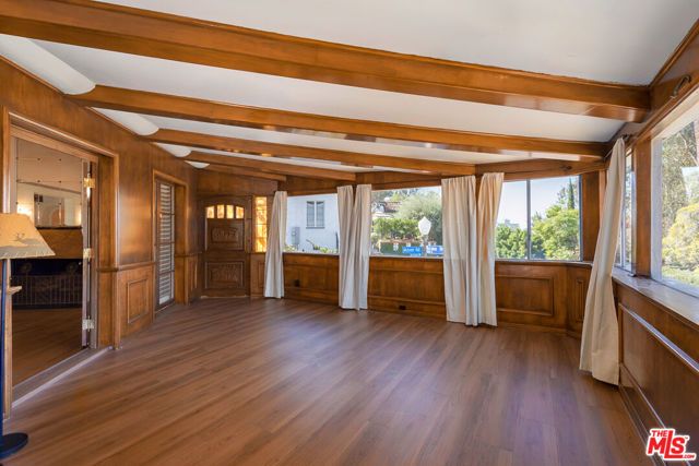 6727 Milner Road, Los Angeles, CA 90068