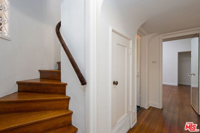 6727 Milner Road, Los Angeles, CA 90068