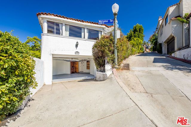6727 Milner Road, Los Angeles, CA 90068
