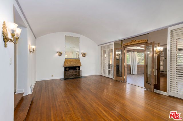 6727 Milner Road, Los Angeles, CA 90068