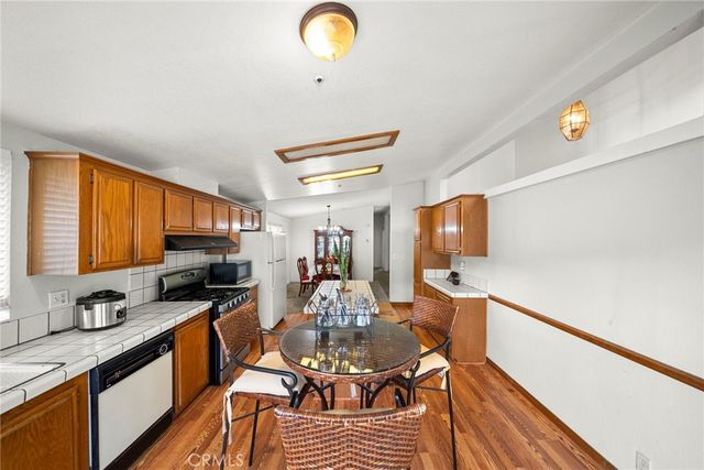 13691 Gavina Avenue 490, Sylmar, CA 91342
