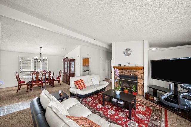 13691 Gavina Avenue 490, Sylmar, CA 91342