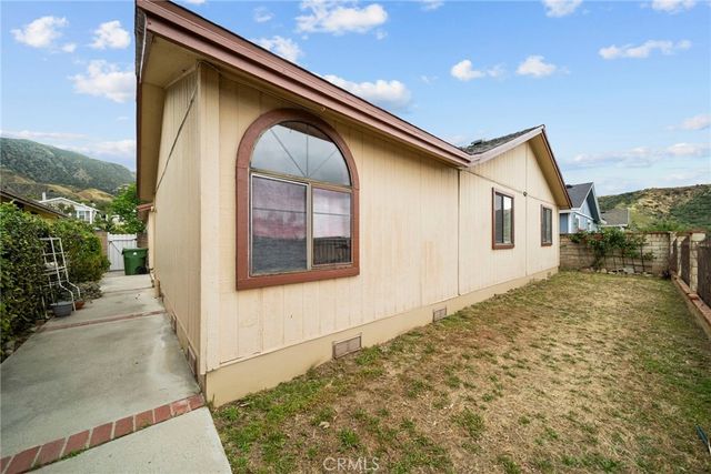 13691 Gavina Avenue 490, Sylmar, CA 91342