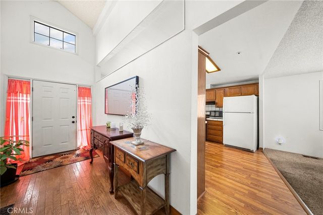 13691 Gavina Avenue 490, Sylmar, CA 91342
