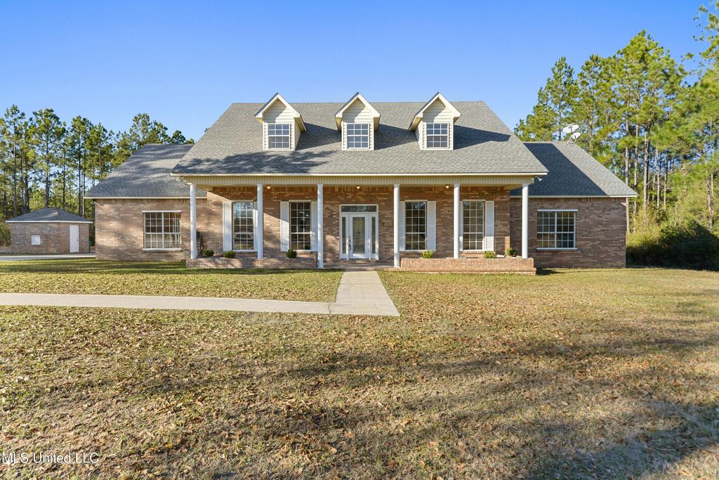 13125 Seaman Road, Vancleave, MS 39565