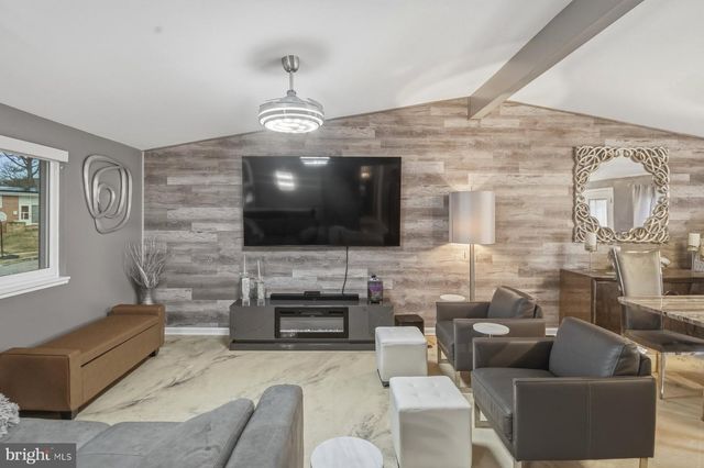 902 BITTERSWEET RD, Baltimore, MD 21208