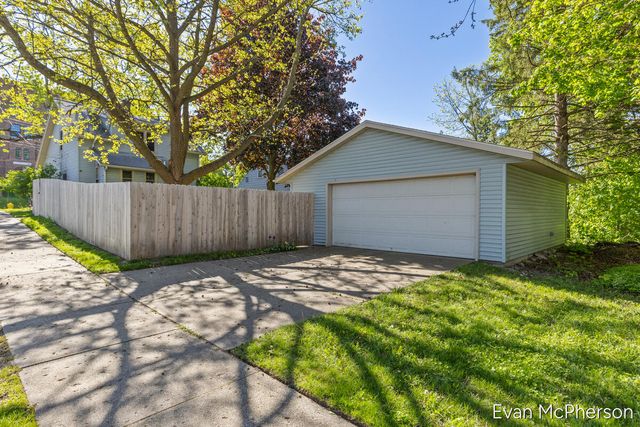 759 Eastern Avenue Ne, City Of Grand Rapids, MI 49503