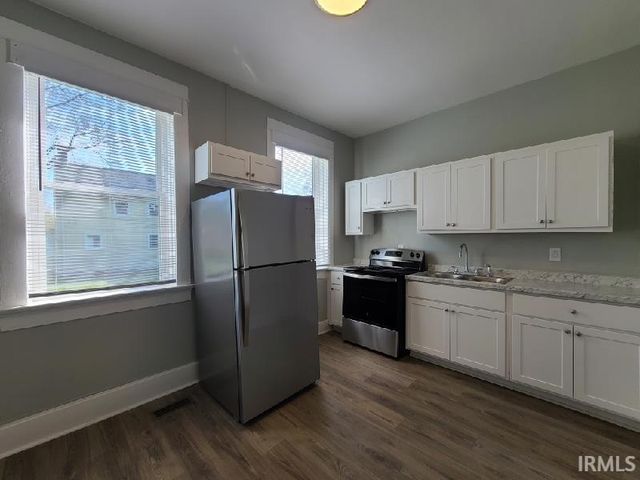 800 Line Street, Evansville, IN 47713