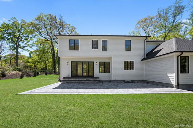 9 Wilderness Road, Nissequogue, NY 11780