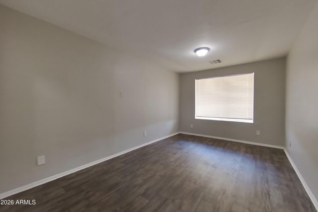 7805 W CORA Lane, Phoenix, AZ 85033