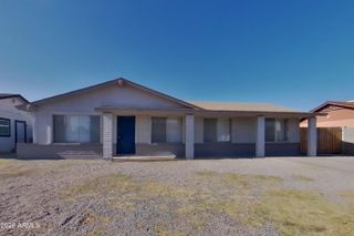 7805 W CORA Lane, Phoenix, AZ 85033