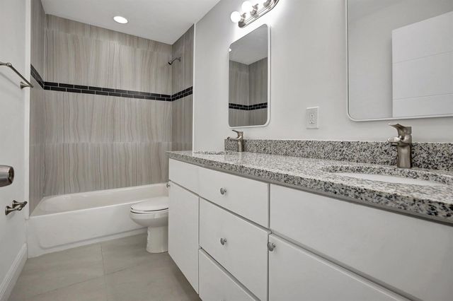 1102 S 20TH Avenue 1102, Hollywood, FL 33020