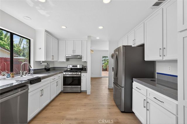955 La Rue Avenue, Fallbrook, CA 92028