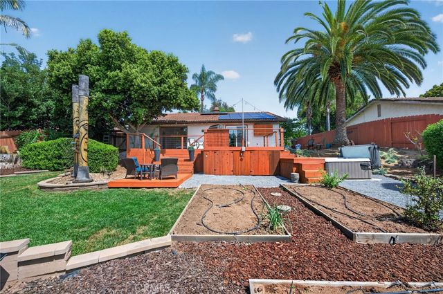 955 La Rue Avenue, Fallbrook, CA 92028