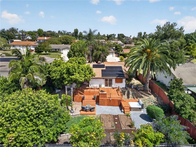 955 La Rue Avenue, Fallbrook, CA 92028