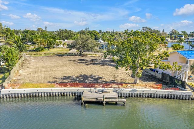 4811 PARADISE WAY S, St Petersburg, FL 33705