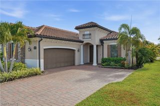 28091 Foxrock CT, Bonita Springs, FL 34135