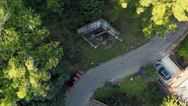 6558 Girvin Dr, Oakland, CA 94611