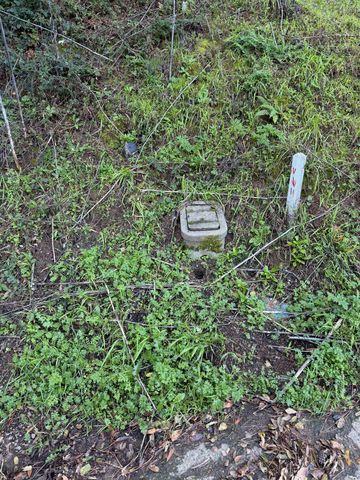 6558 Girvin Dr, Oakland, CA 94611