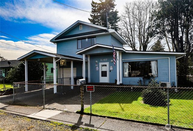 1207 W Perry Street, Aberdeen, WA 98520