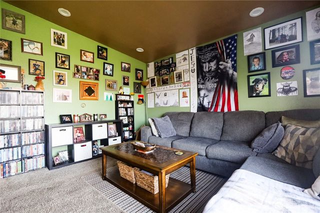 1207 W Perry Street, Aberdeen, WA 98520