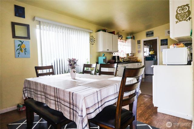 1207 W Perry Street, Aberdeen, WA 98520